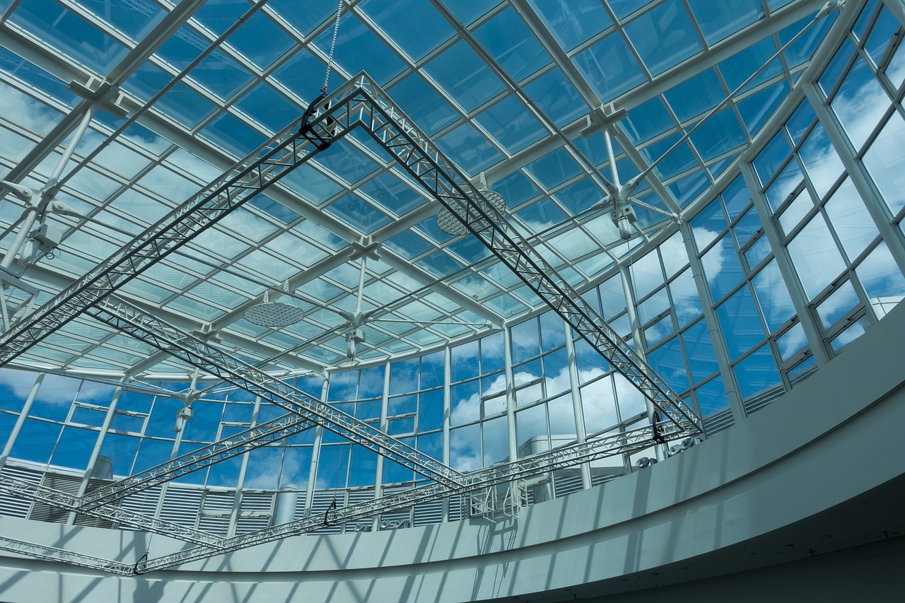 Soffitto vetrato del centro congressi