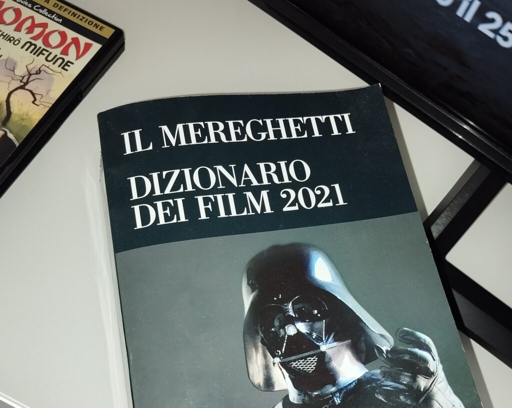 La copertina del Dizionario dei film 2021 del Mereghetti